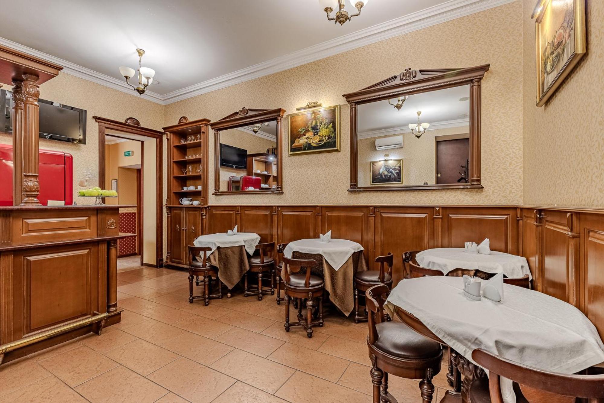 Gallery Hotel Gintama Apgrade Киев Екстериор снимка