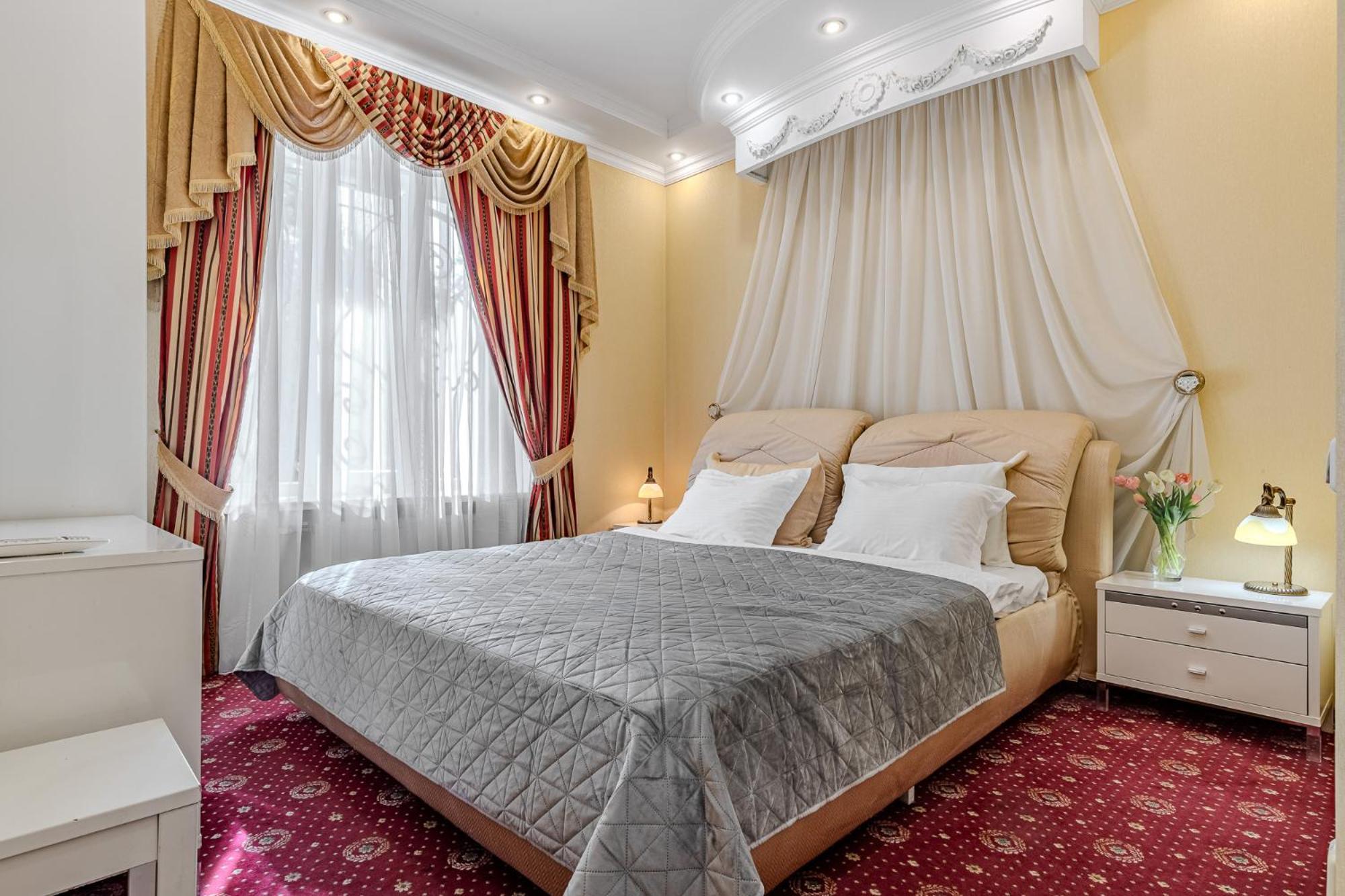 Gallery Hotel Gintama Apgrade Киев Екстериор снимка