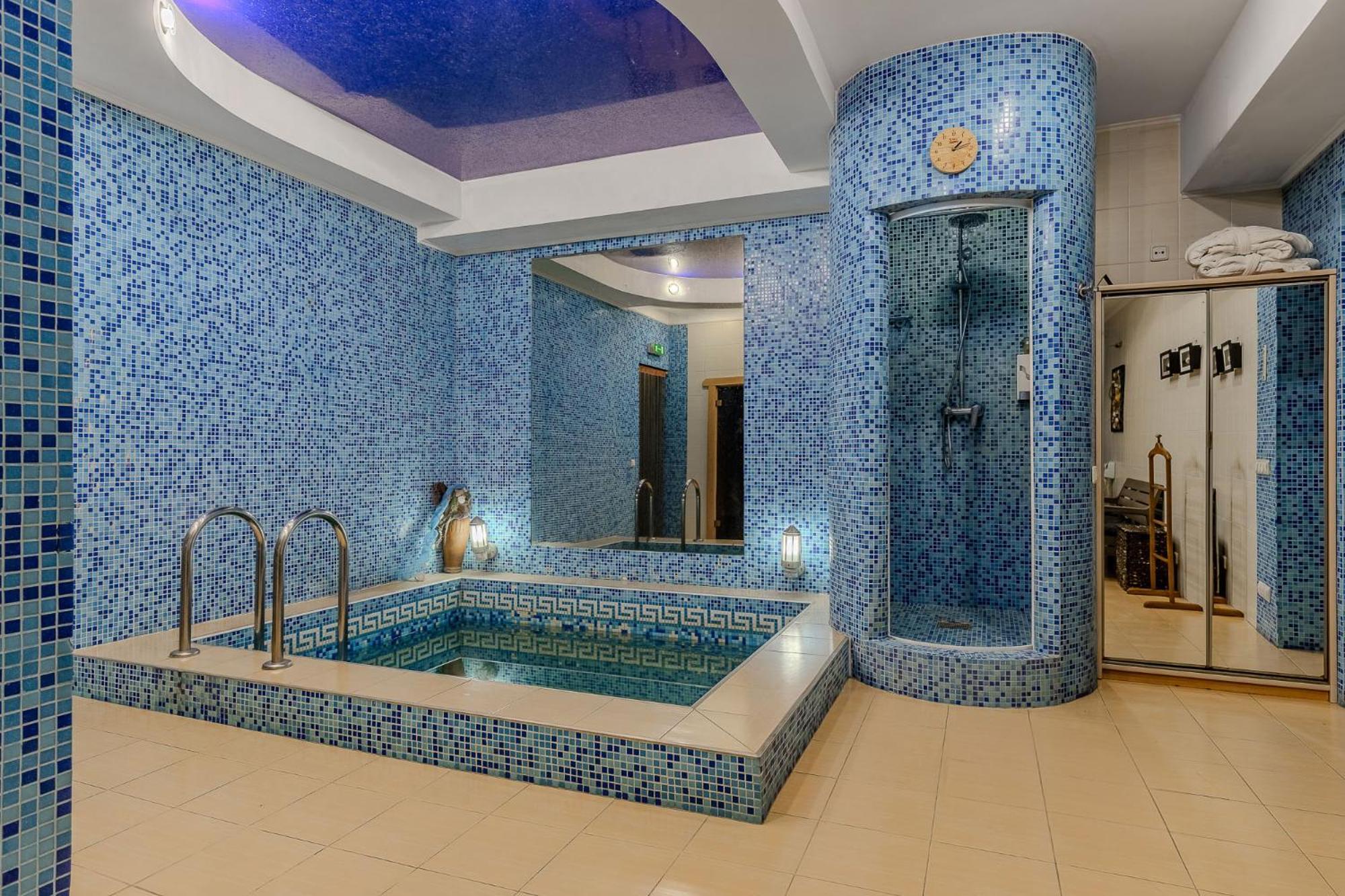 Gallery Hotel Gintama Apgrade Киев Екстериор снимка