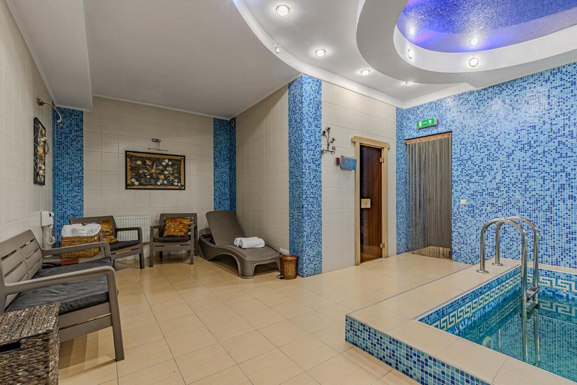 Gallery Hotel Gintama Apgrade Киев Екстериор снимка