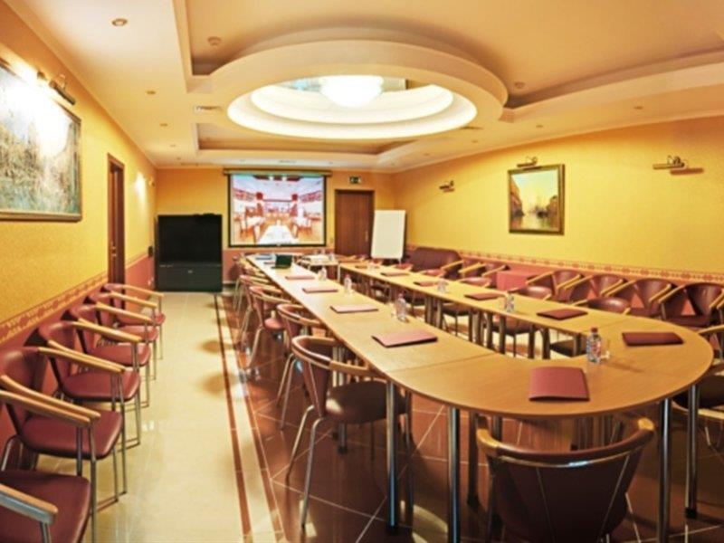 Gallery Hotel Gintama Apgrade Киев Екстериор снимка