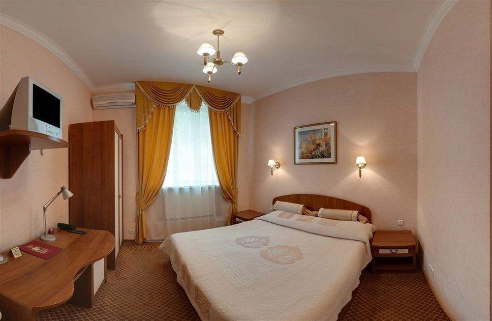Gallery Hotel Gintama Apgrade Киев Екстериор снимка